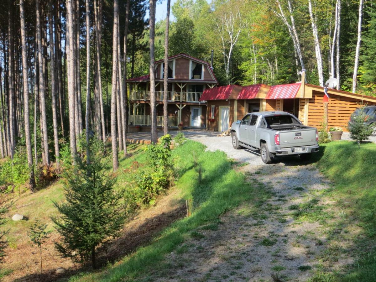 La Maison Sous Les Arbres Saint Roch de Mekinac Dış mekan fotoğraf